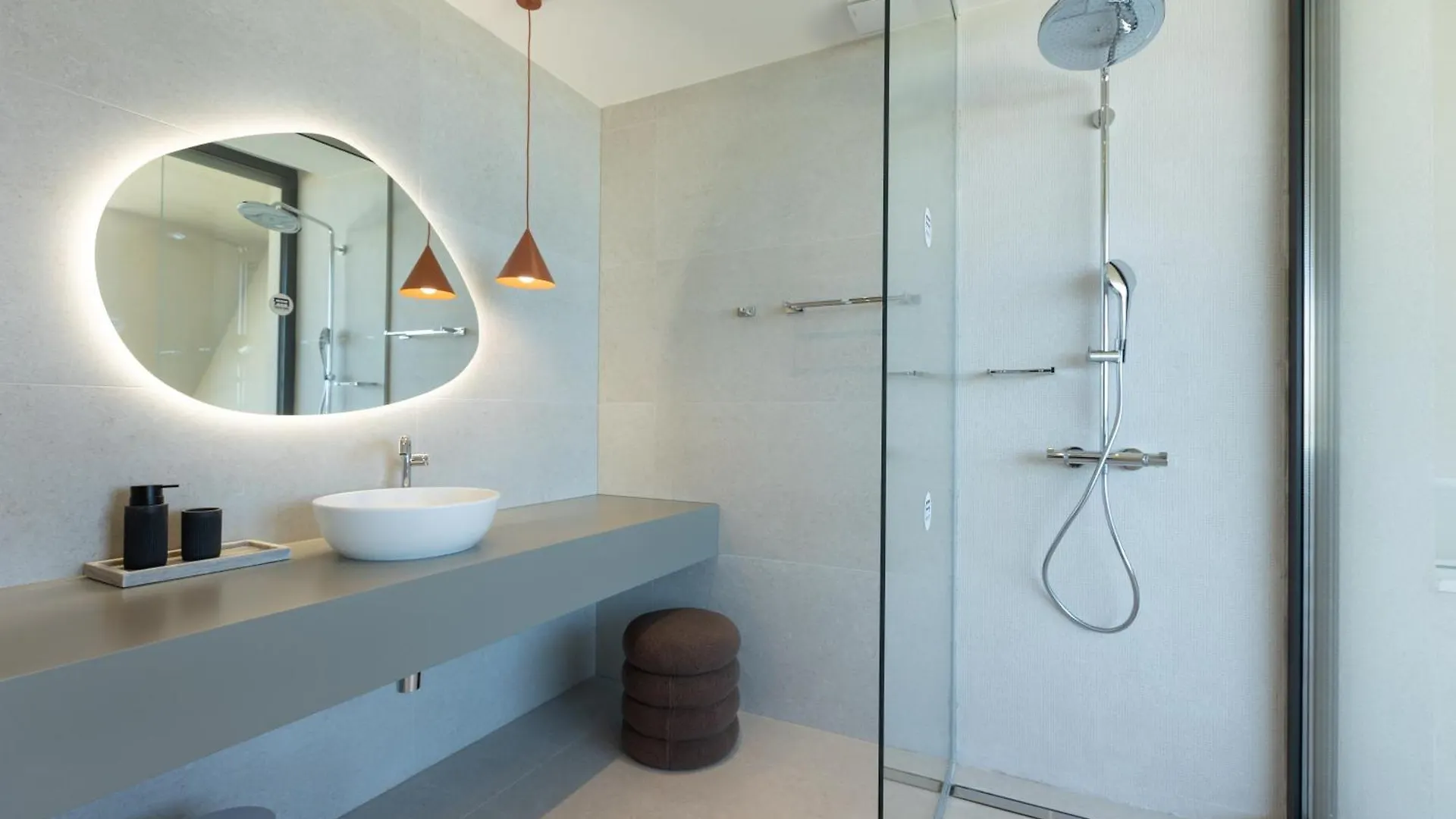 Adria Resort - Seafront Villa A クロアチア