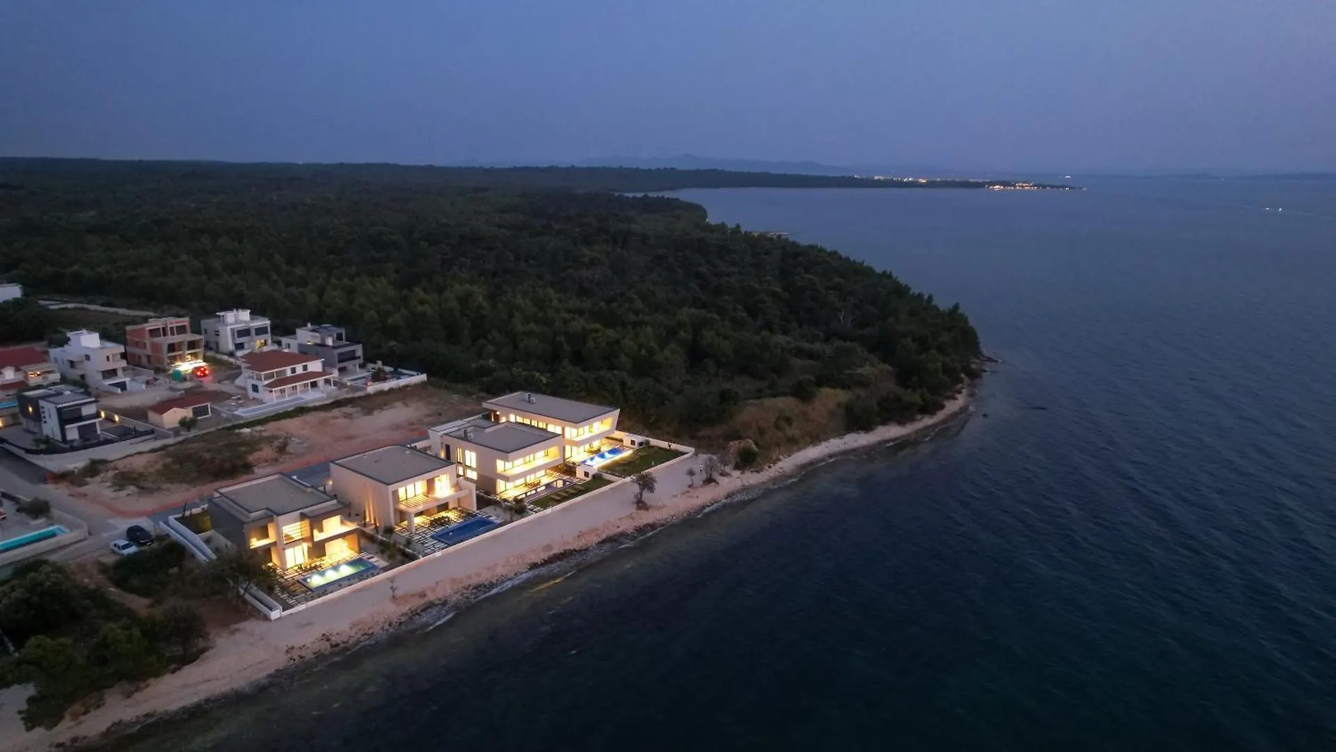 Adria Resort - Seafront Villa A
