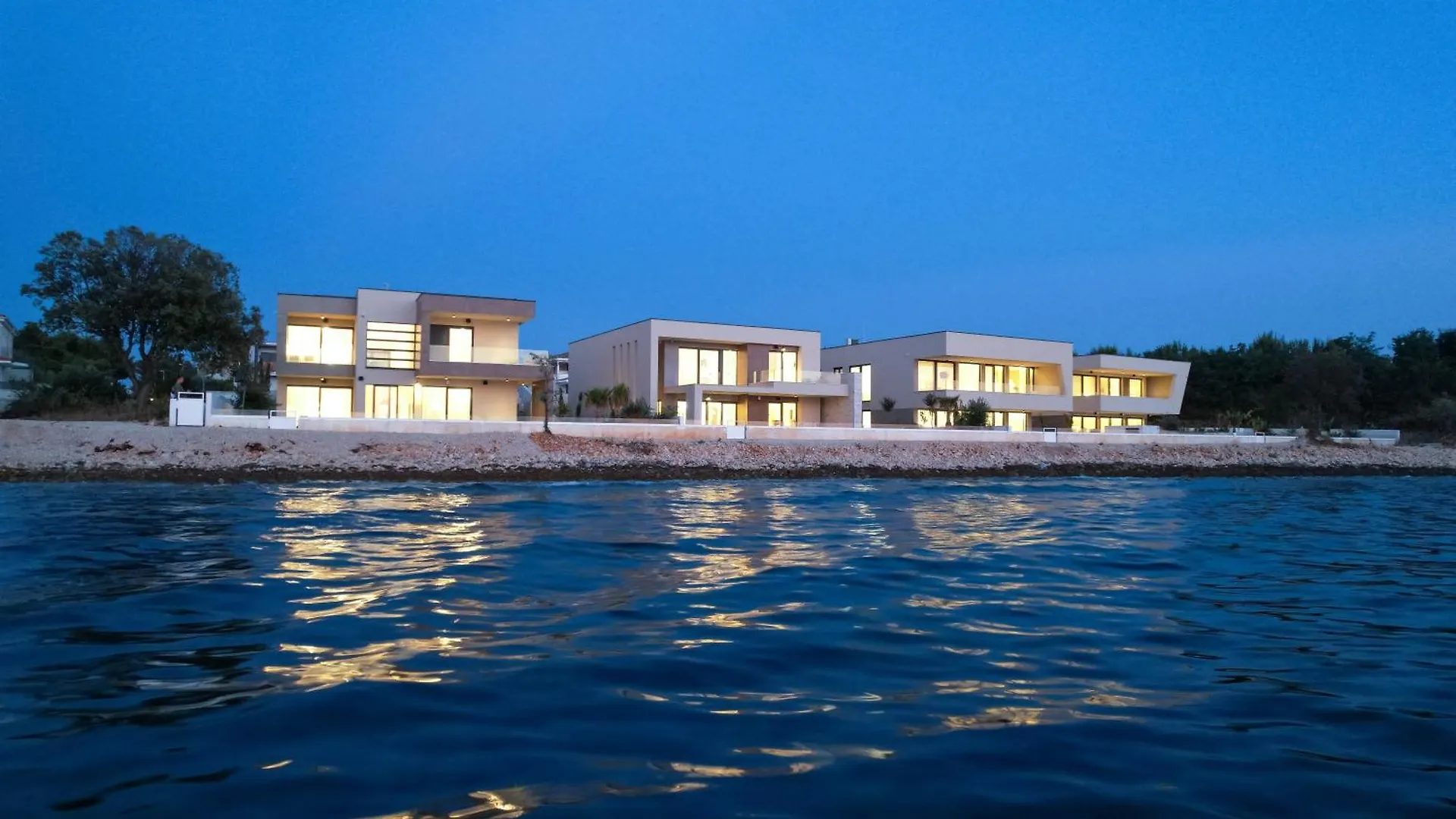 Adria Resort - Seafront Villa A クロアチア